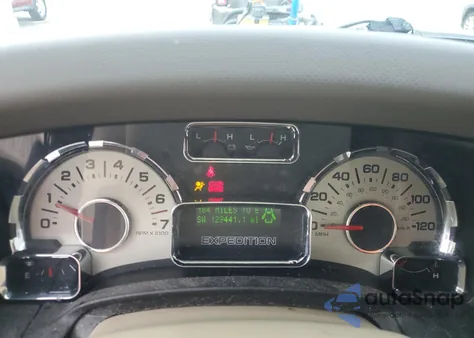 2007 Ford Expedition Eddie Bauer z USA, uszkodzony, nr VIN 1FMFU17557LA05396